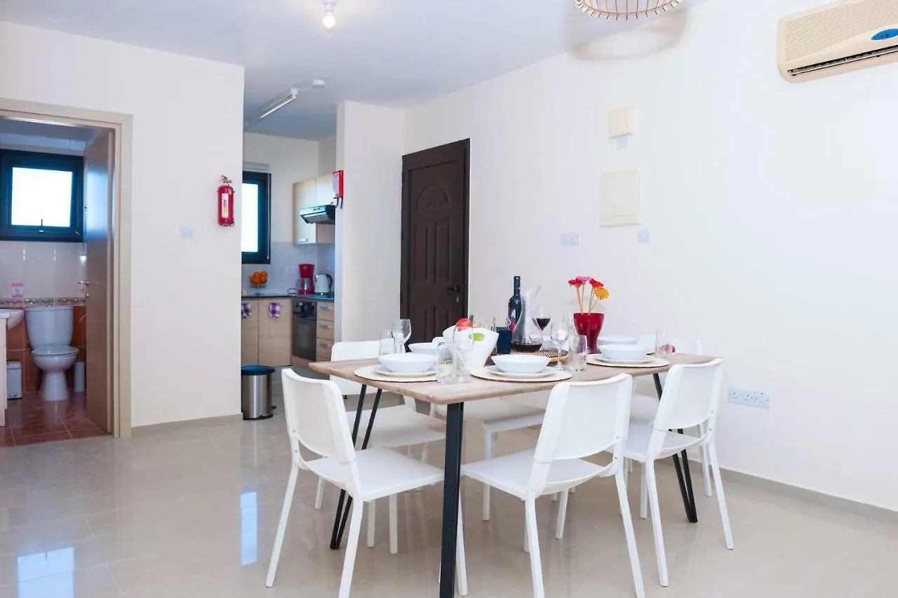 Kyklades Complex 3 Bedroom Apartment Protaras